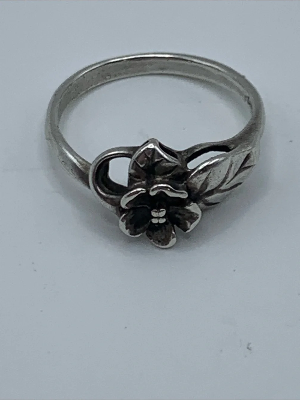 Vintage Shube's Sterling Silver Flower Leaf Ring Size 4.75